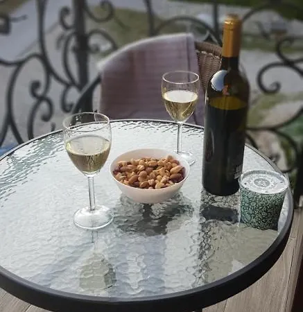 Hedonist 즐라티보