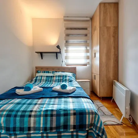 Hedonist 아파트 *