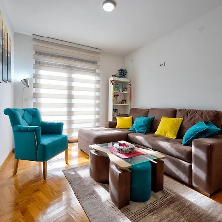 아파트 Hedonist 즐라티보