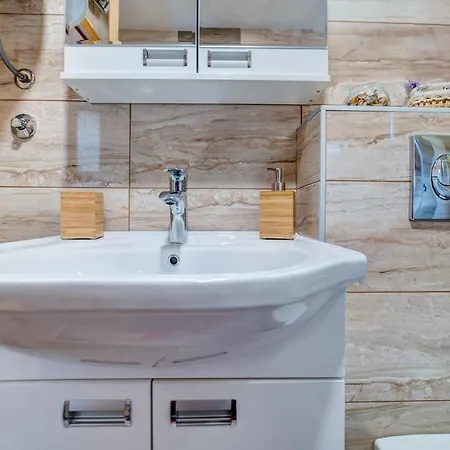 Hedonist 아파트 *